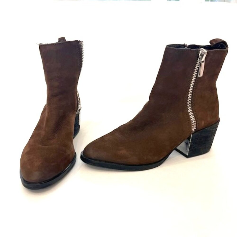 Vince Camuto Boots Sz 7.5 Leather Suede
